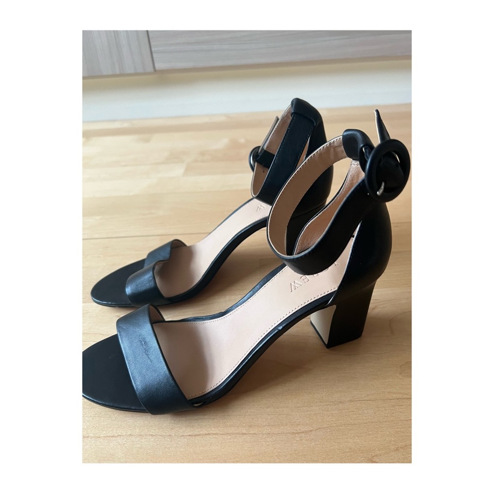 J. Crew Black Leather Stella Ankle-Strap block heel sandal Sz 8.5 NWOT